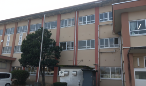 湊山中学校トイレほか整備建築主体工事